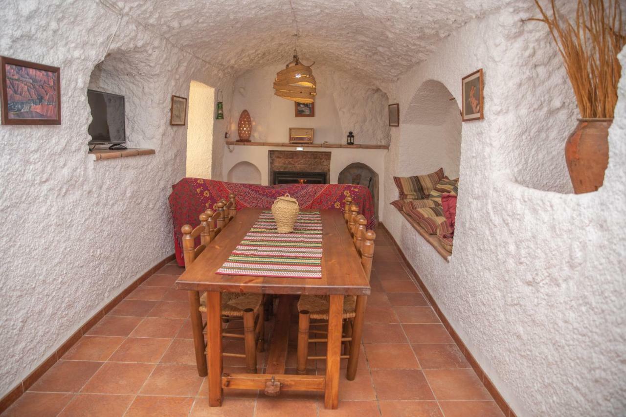 Cuevas El Torriblanco Guest House Gorafe Exterior photo